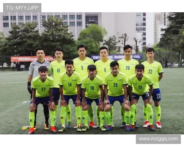 成都足球队荣登全国足球团队协作排行榜第十名展现团队精神与实力