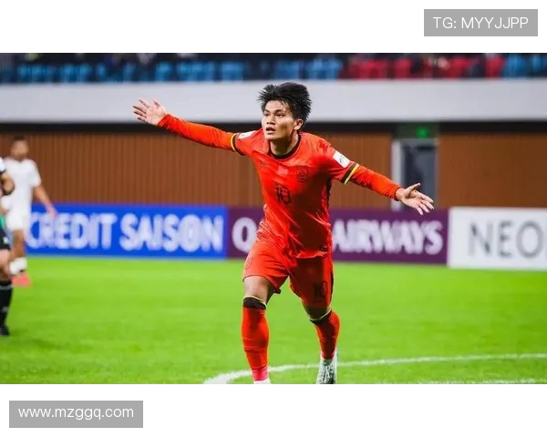 国足新星闪耀国际赛场展现中国足球崛起力量引发球迷热烈讨论