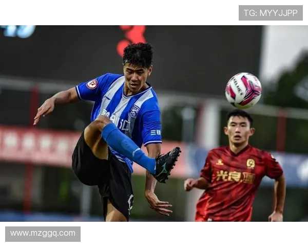 厄德高引领球队新篇章展现非凡实力与未来潜力的完美结合 厄德高引领球队新篇章展现非凡实力与未来潜力的完美结合